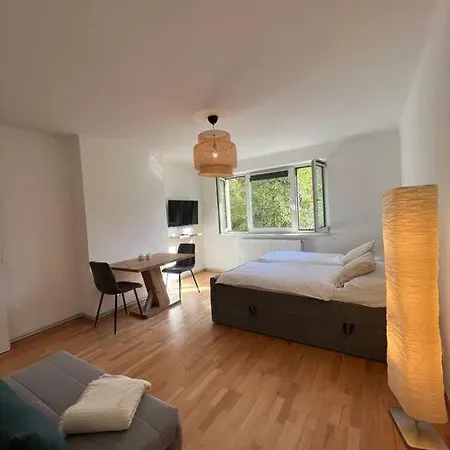 Neue Neben Der Meduni Und Dem Lkh * Graz