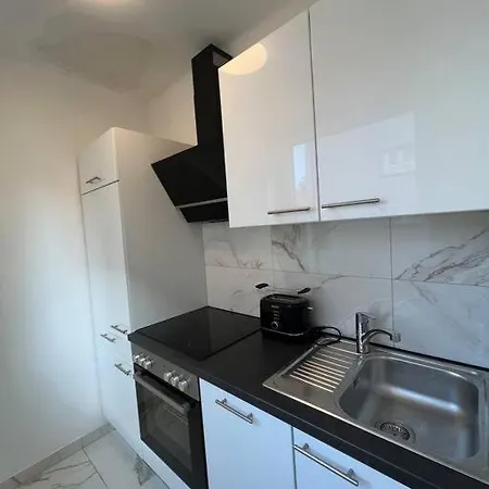 Neue Neben Der Meduni Und Dem Lkh *